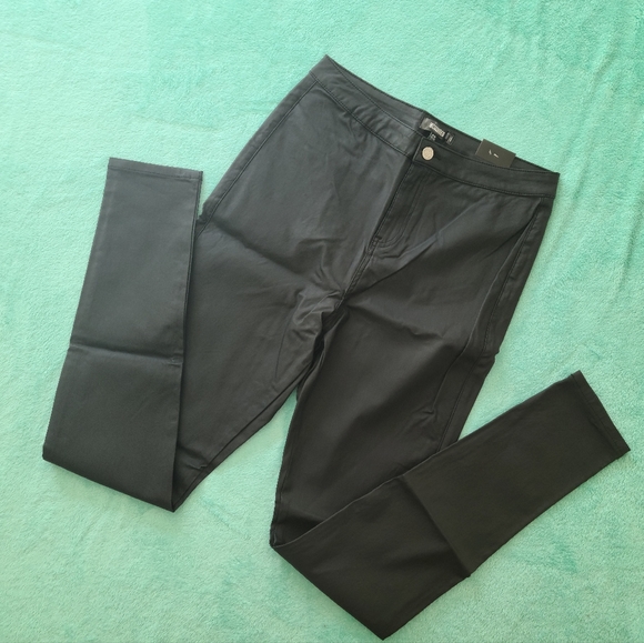 Misguided faux leather black jeans - Picture 1 of 3